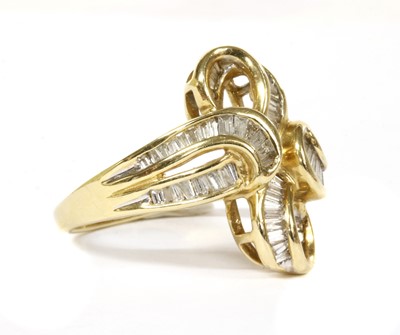 Lot 55 - A 14ct gold diamond ring