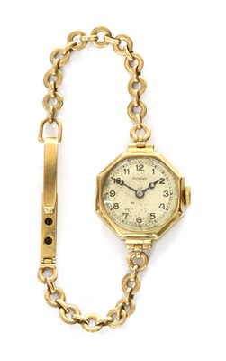 Lot 471 - A ladies' 9ct gold Renown bracelet watch
