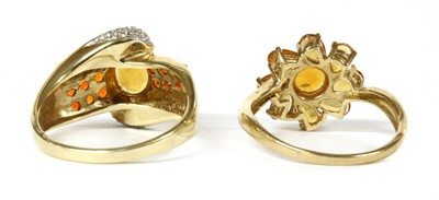 Lot 399 - A 9ct gold citrine cluster ring