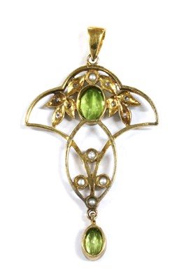 Lot 319 - A silver and gold, peridot, split pearl and diamond pendant