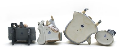 Lot 56 - A collection of Lladro porcelain figures