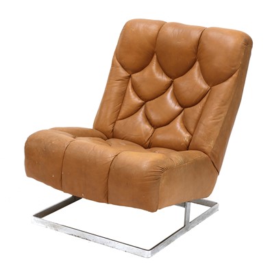 Lot 626 - A tan leather lounge chair