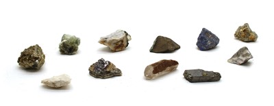 Lot 55 - A quantity of geological specimens