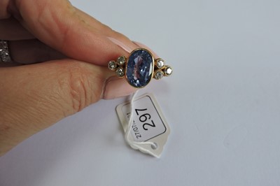 Lot 297 - An 18ct gold single stone sapphire ring