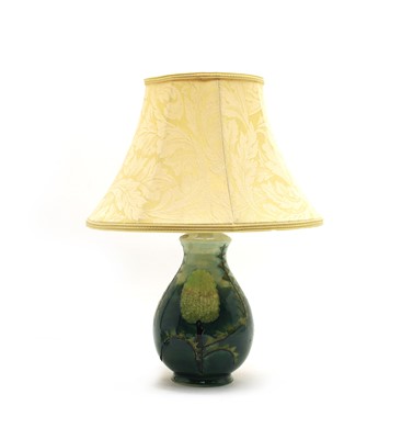 Lot 123 - A modern Moorcroft vase table lamp and shade
