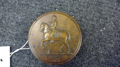 Lot 133 - A 19th century French treen snuff box
