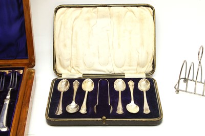 Lot 22 - A cased set of six George VI silver coffee spoons