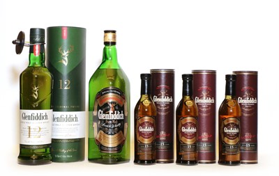 Lot 239 - Assorted Glenfiddich: Special Old Reserve, 1.14 litre bottle and four various others