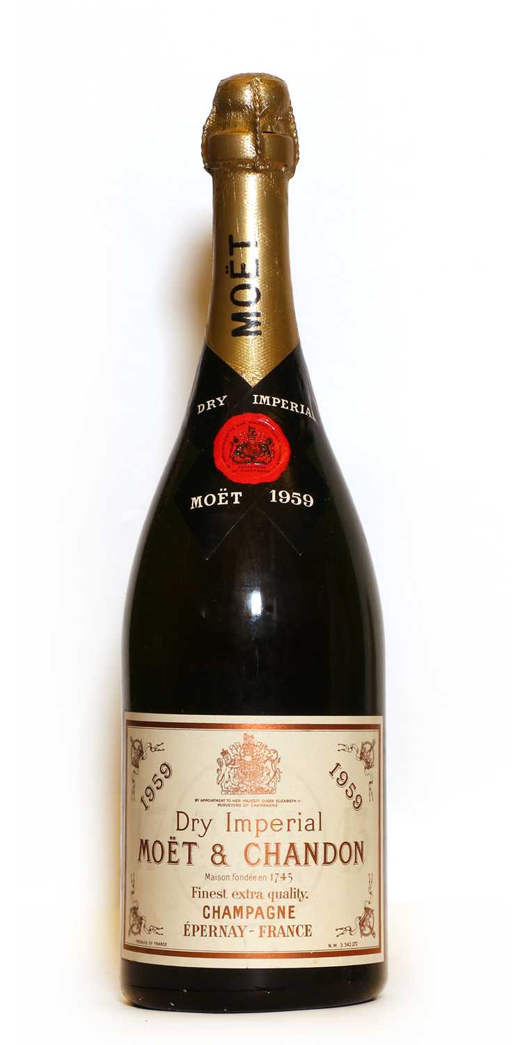 Lot 24 - Moet & Chandon, Epernay, 1959, one magnum (in protective card sleeve)