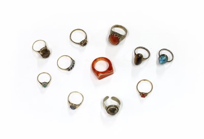 Lot 1414 - A quantity of rings