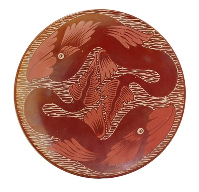Lot 44 - A ruby lustre plate