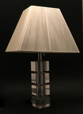 Lot 131 - A contemporary table lamp of square cut glass form