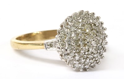 Lot 54 - A 9ct gold diamond cluster ring