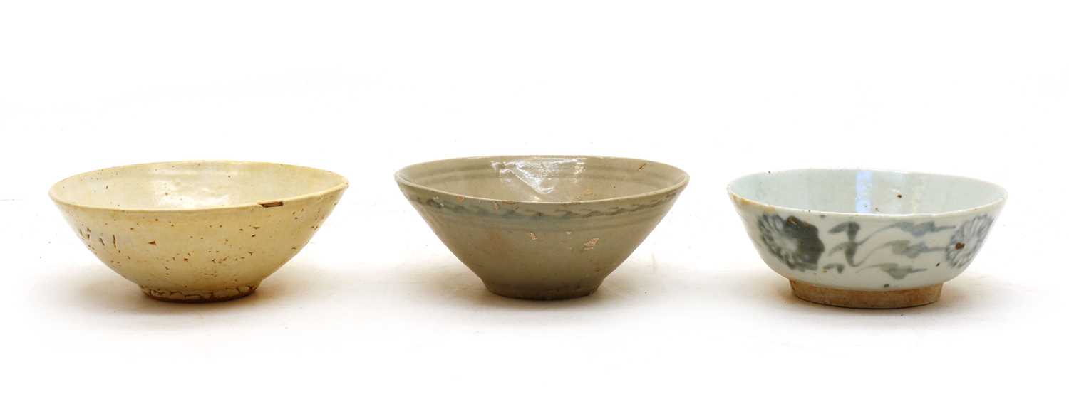 Lot 66 - Three Chinese glazed porcelain bowls