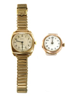 Lot 303 - A mid-size 9ct gold Helvetia mechanical bracelet watch, c.1950