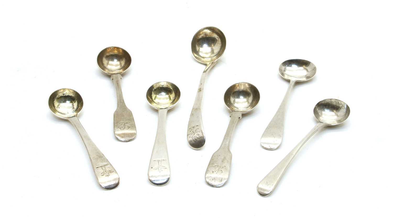 Lot 21 - A pair of George III silver old English pattern salt spoons