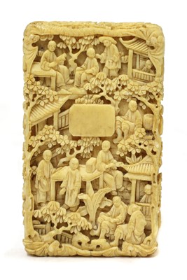 Lot 148 - A Chinese ivory card case