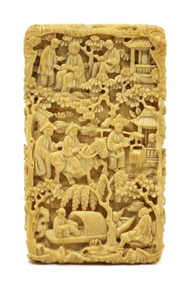 Lot 148 - A Chinese ivory card case