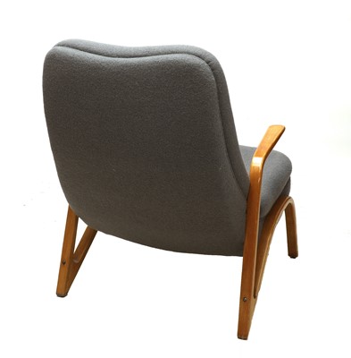 Lot 375 - A contemporary ash cantilever chair