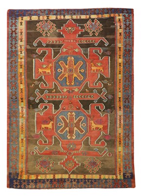 Lot 580 - A kilim carpet