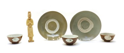 Lot 96 - Chinese ceramics