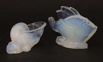 Lot 150 - Two Sabino opalescent glass paperweights