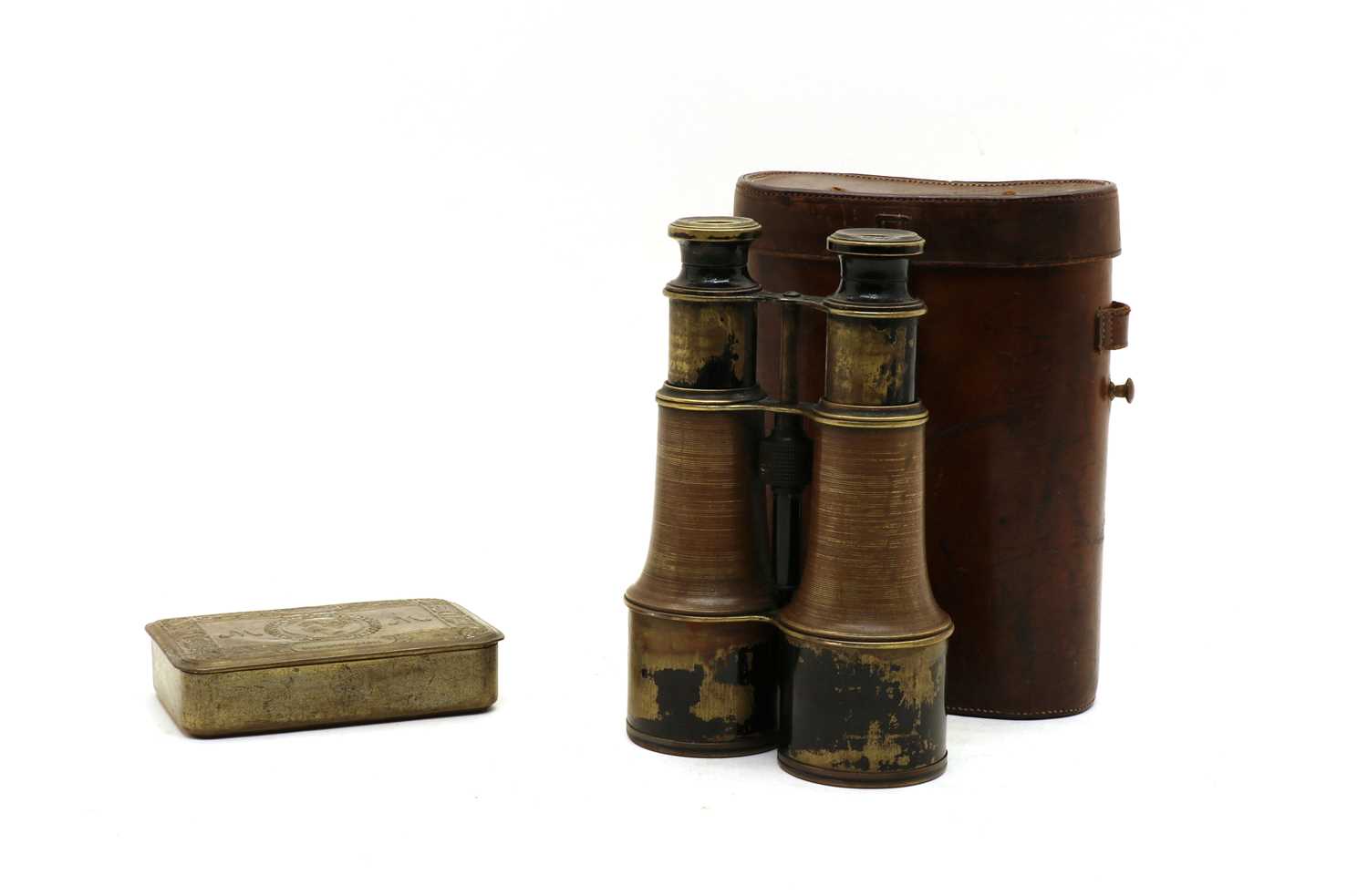 Lot 197 - A pair of late 19th century binoculars
