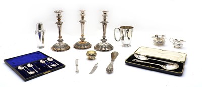 Lot 21 - Silver-plated items
