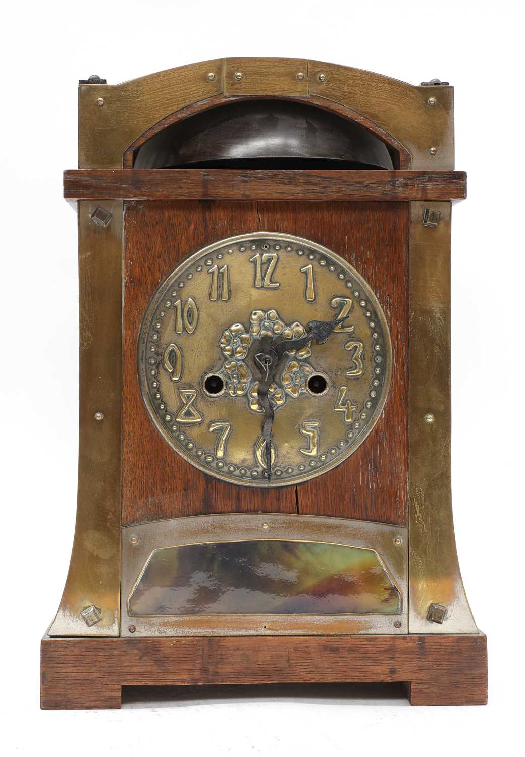 Lot 11 - A secessionist oak mantel clock