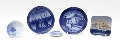 Lot 184 - A collection of Royal Copenhagen ceramics