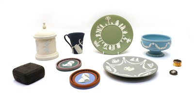 Lot 134 - A collection of Wedgwood jasperware