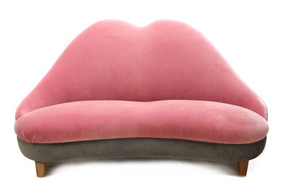 Lot 544 - An Italian 'lips' shaped sofa