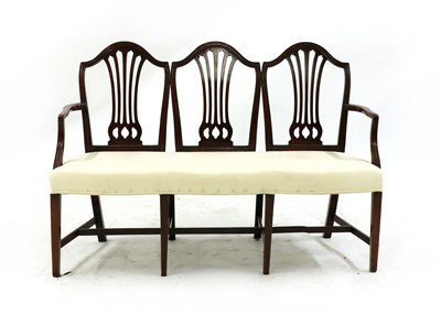 Lot 295 - A Hepplewhite style mahogany chair back settee