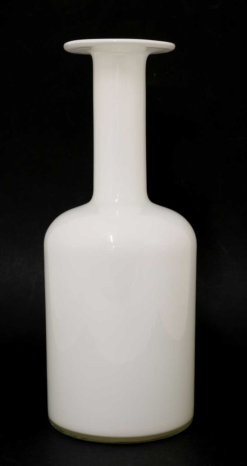 Lot 514 - A Holmegaard milk glass 'Gulvase'