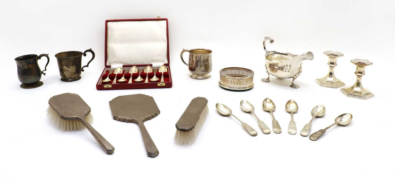 Lot 23 - A collection of silver items