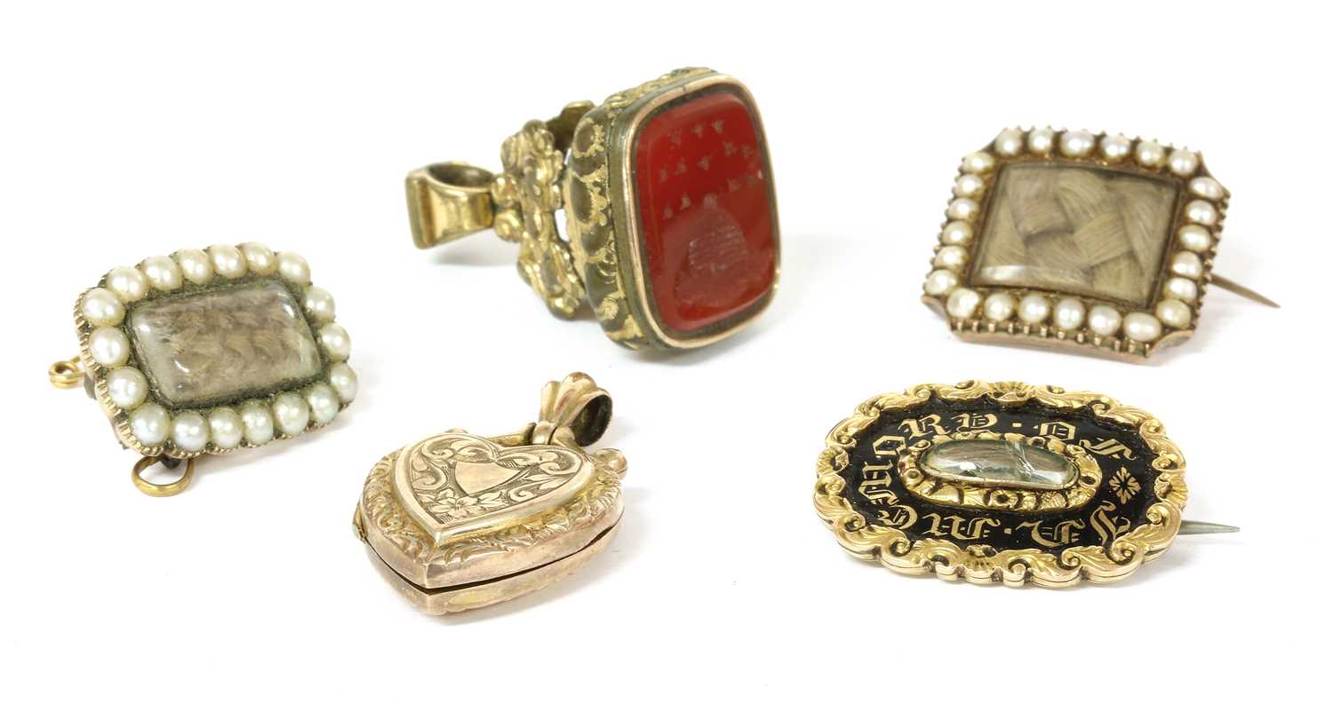 Lot 30 - A quantity of Georgian and Victorian jewellery