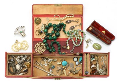Lot 275 - A quantity of jewellery