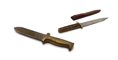 Lot 228 - A C E Heinke & Co. brass handled divers knife