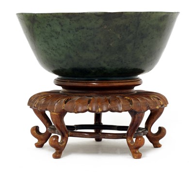 Lot 295 - A Chinese hardstone bowl