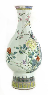 Lot 39 - A Chinese famille rose vase