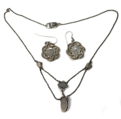 Lot 36 - A Birmingham school Arts & Crafts silver cornelian swag necklace