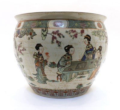 Lot 292 - A Chinese famille rose fishbowl