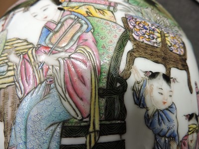 Lot 130 - A Chinese famille rose porcelain vase