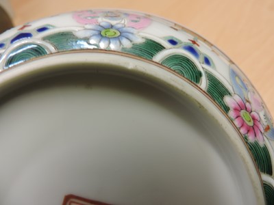 Lot 89 - A Chinese famille rose dish