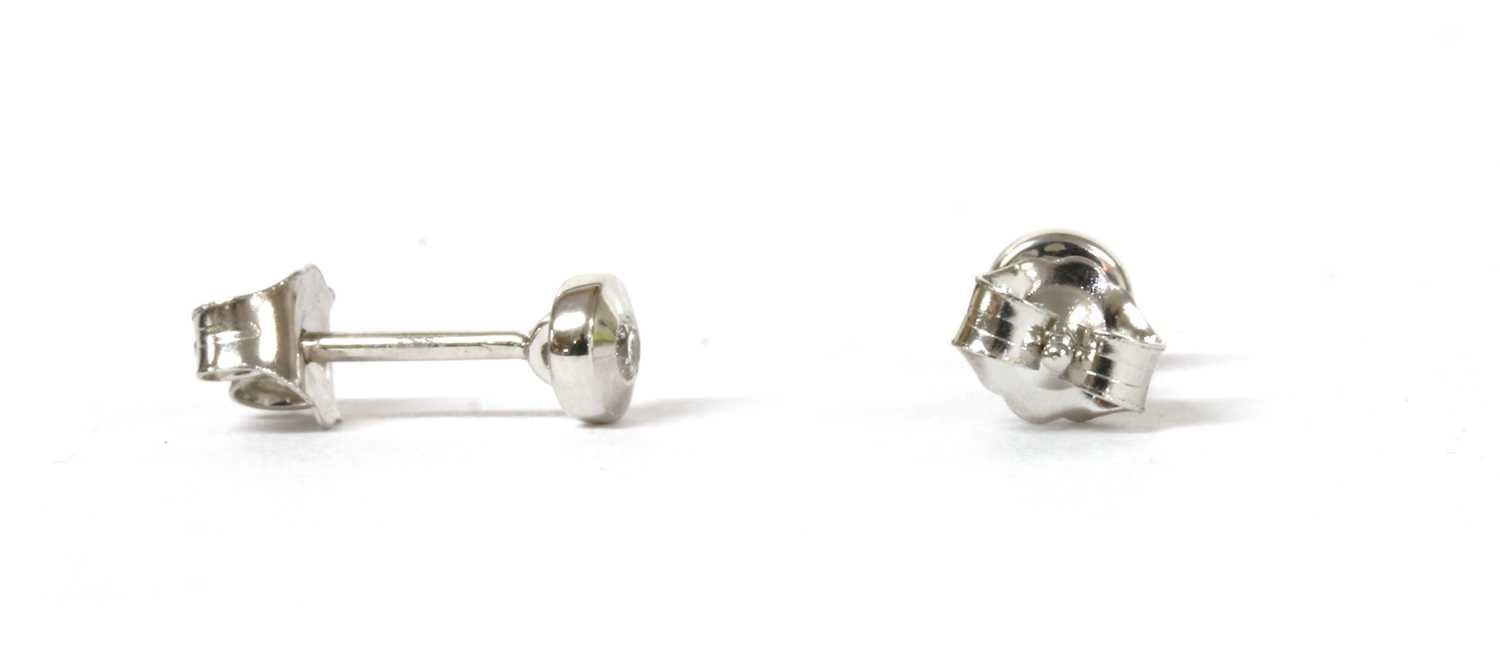 single stone diamond studs price
