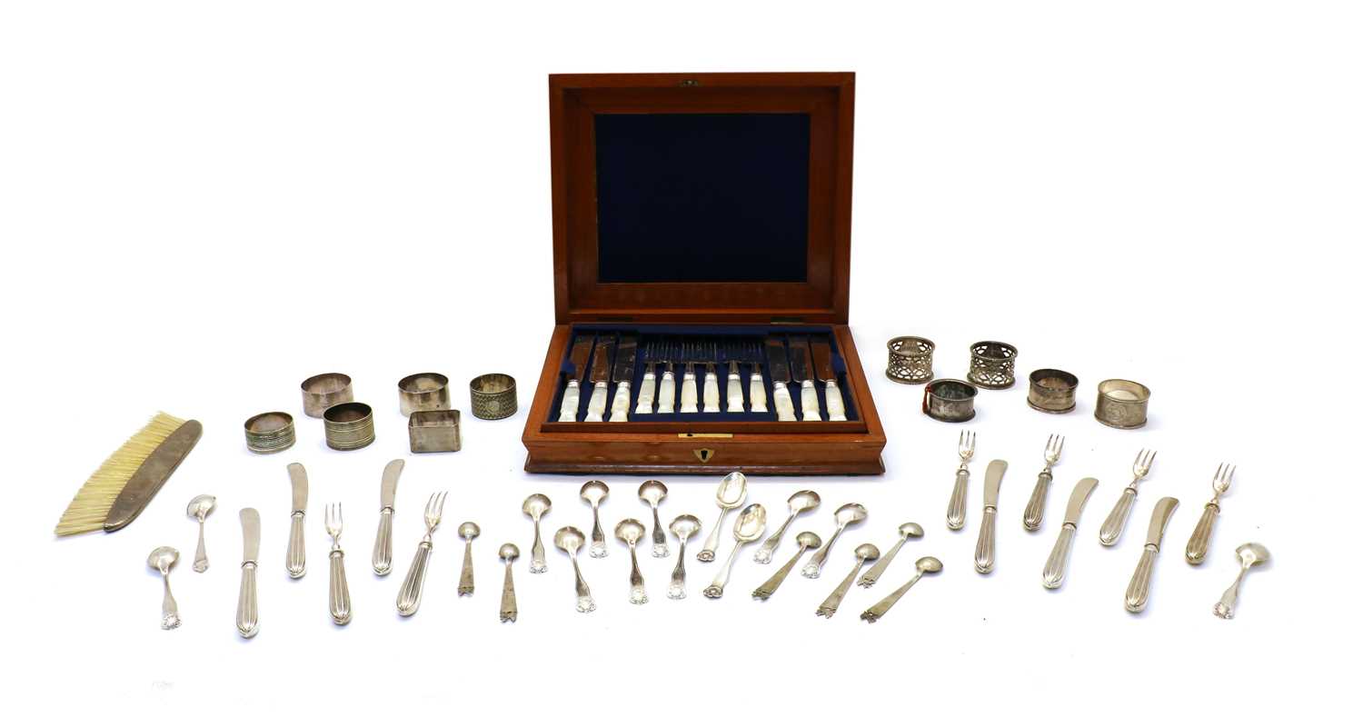 Lot 91 - A collection of mixed silver and plated ware
