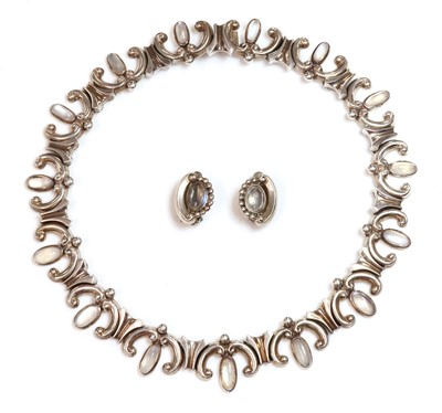 Lot 269 - A Taxco sterling silver moonstone necklace and earrings suite, by Antonio Pineda