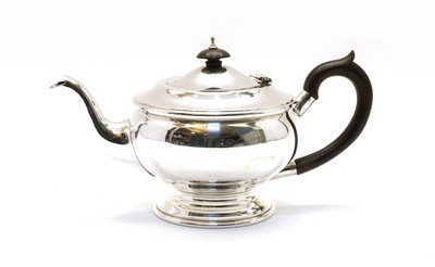 Lot 38 - A silver teapot