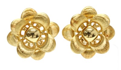 Lot 315 - A pair of Italian gold hollow flower head earrings