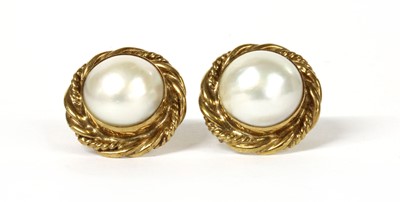 Lot 219 - A pair of gold mabé pearl earrings